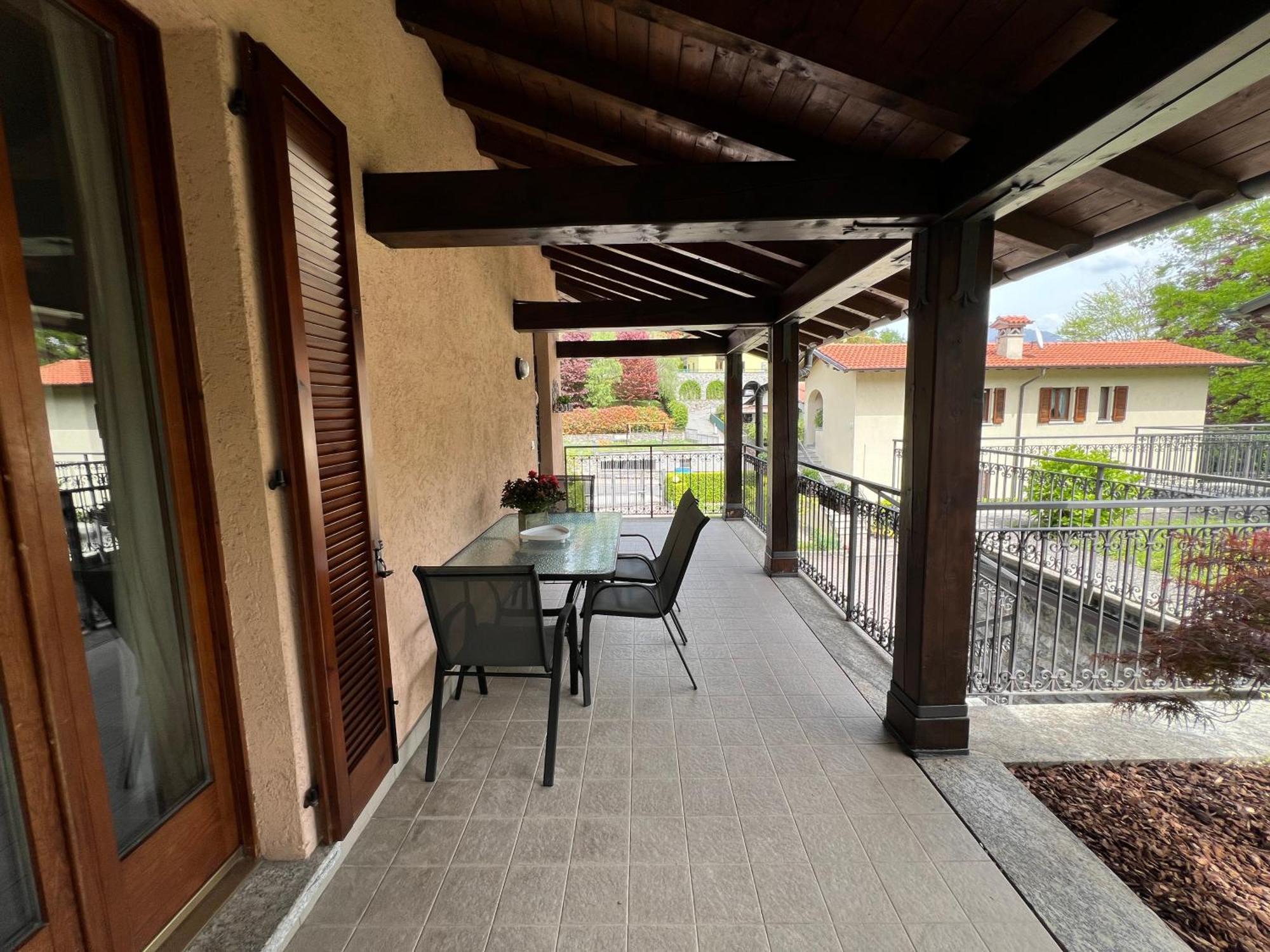 L'Acero Rosso - Giardino Privato E Box Auto Villa Menaggio Bagian luar foto