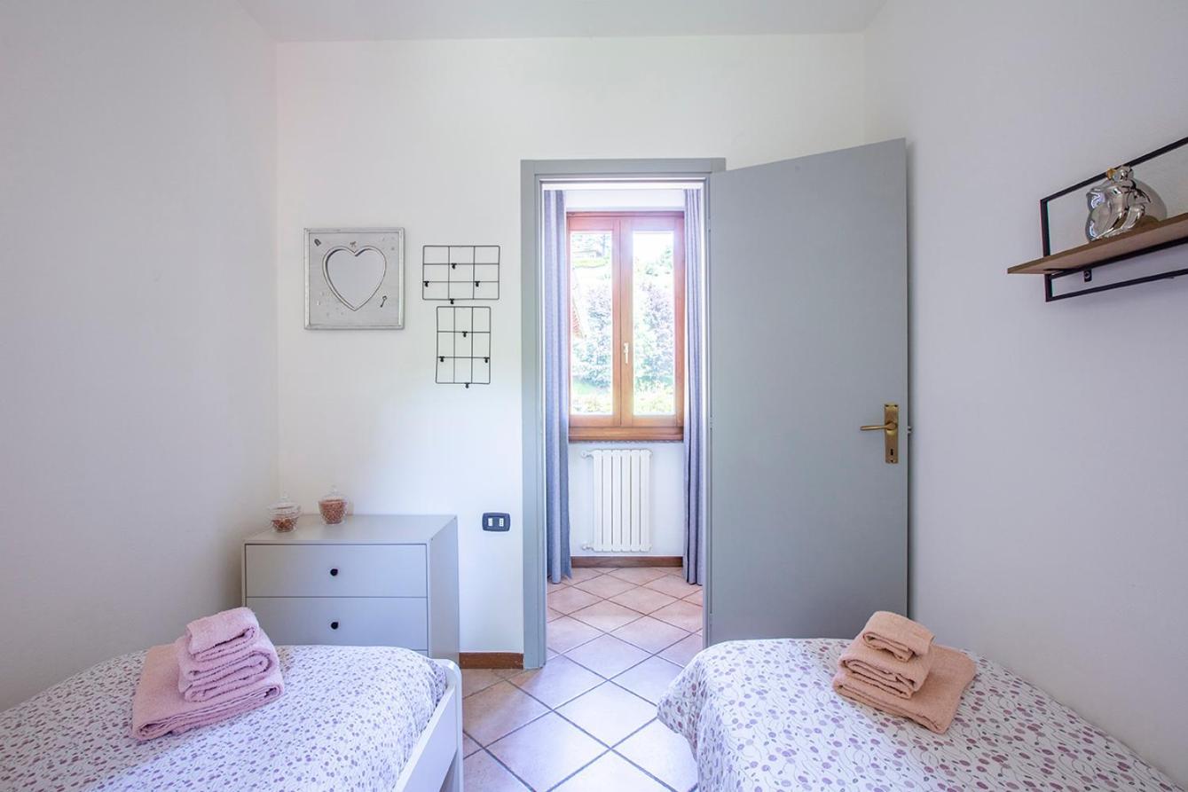 L'Acero Rosso - Giardino Privato E Box Auto Villa Menaggio Bagian luar foto