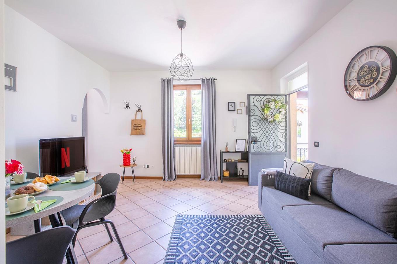 L'Acero Rosso - Giardino Privato E Box Auto Villa Menaggio Bagian luar foto